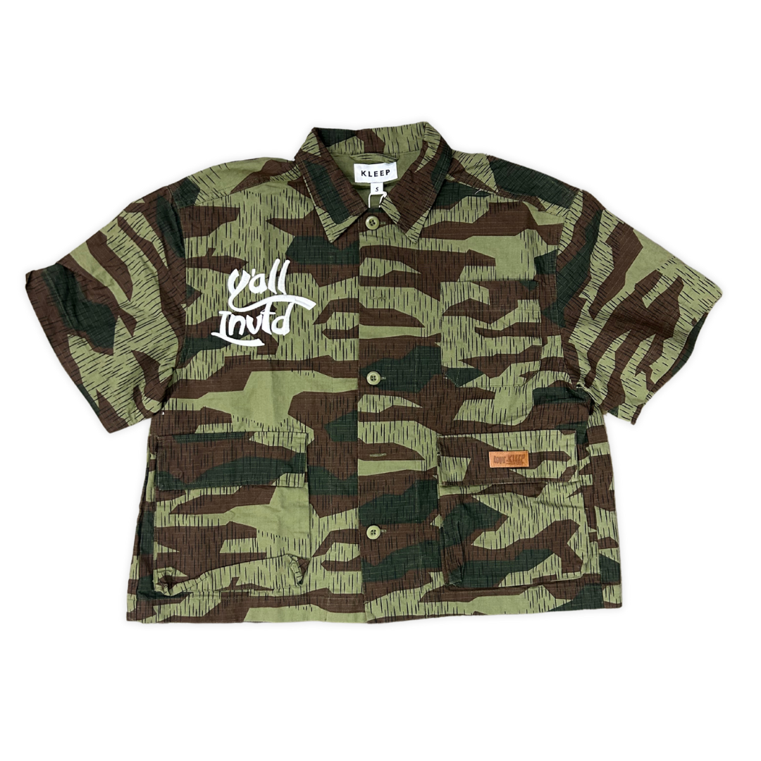 "EFEST" Cropped Shirt