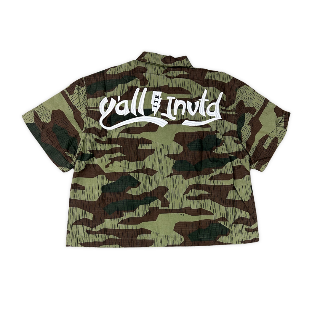 "EFEST" Cropped Shirt